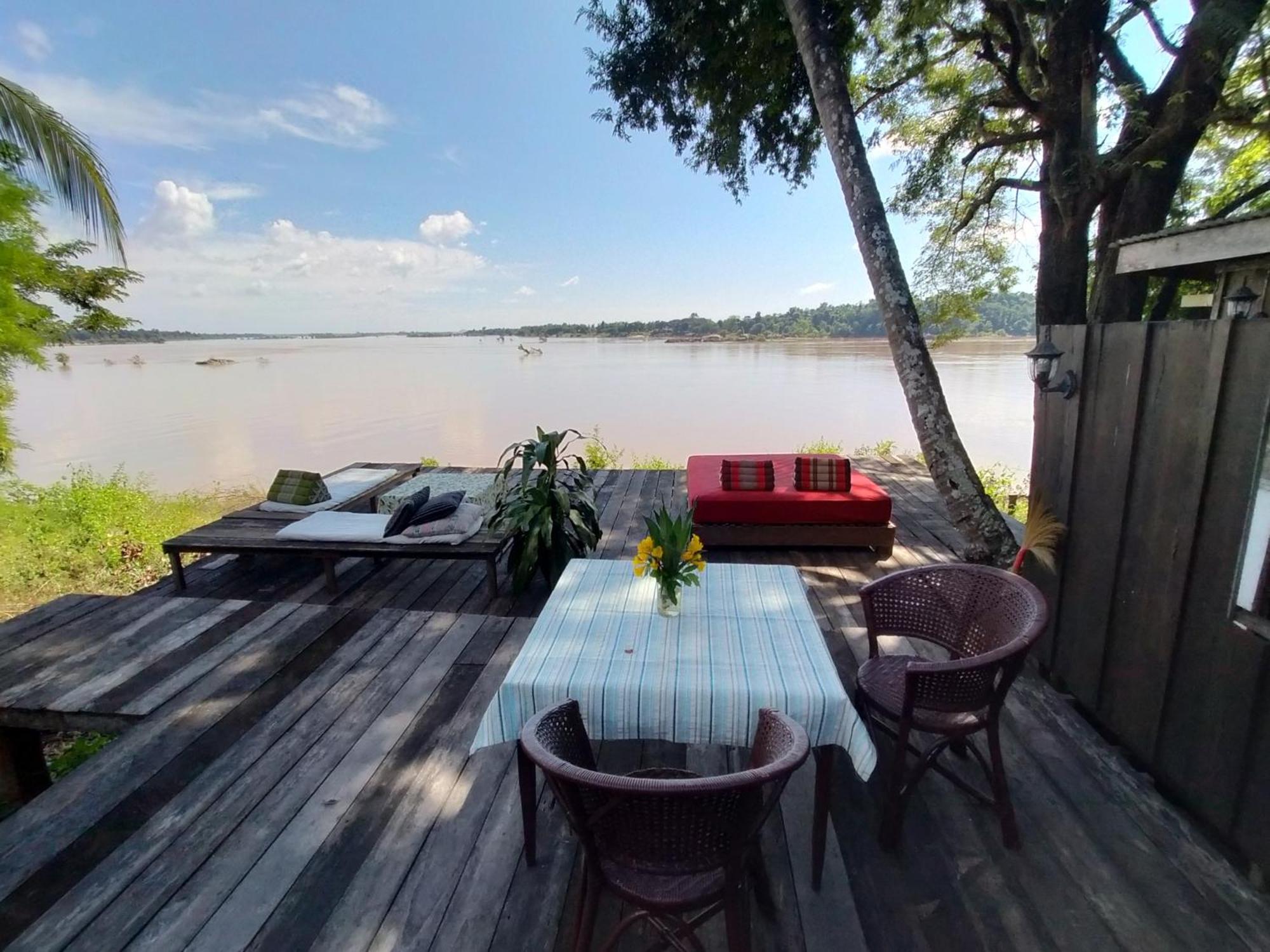 Pomelo Restaurant And Guesthouse - Fishermen & Tammarine Cottages Riverfront - Experience Nature, Culture And Adventure & Tailor-Made Tour Ban Khon Экстерьер фото